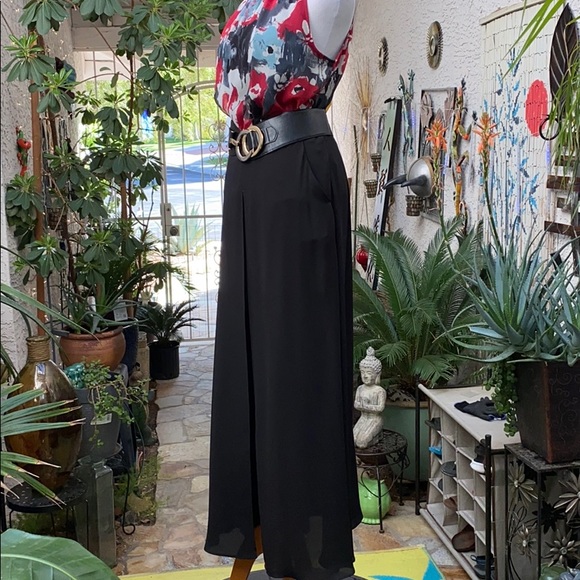 B-Ware/Forever21 Dresses & Skirts - ❤️❤️Beautiful 2Piece Outfit❤️❤️